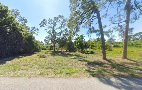500 Serenade Ter, Lake Placid, FL 33852