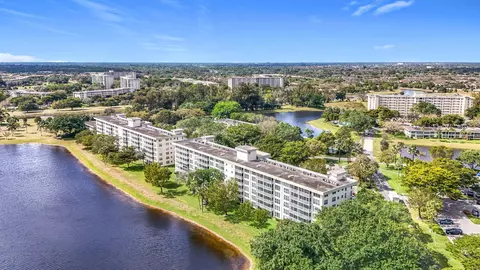 3100 N Course Ln #204, Pompano Beach, FL 33069