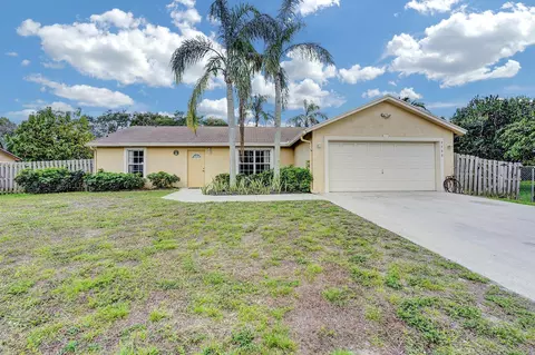 3500 Amberjack Rd, Lake Worth, FL 33462