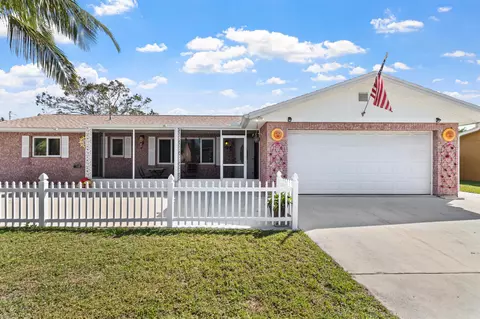 1221 SE Ladner St, Port Saint Lucie, FL 34983
