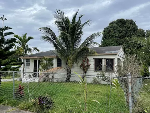 1487 NW 101st St, Miami, FL 33147