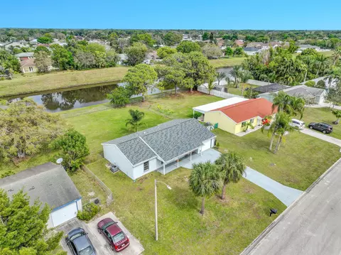 691 SW Belmont Cir, Port Saint Lucie, FL 34953