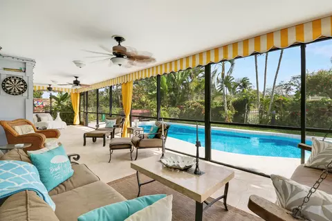 10174 Dogwood Ave, Palm Beach Gardens, FL 33410