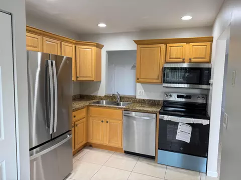 6863 Moonlit Dr, Delray Beach, FL 33446