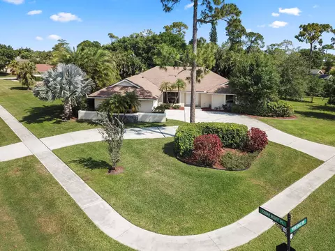 1420 Wood Dale Ter, Wellington, FL 33414