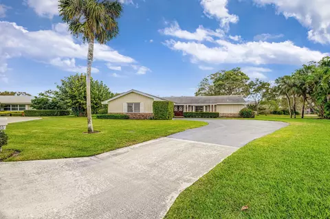 10316 Seagrape Way, Palm Beach Gardens, FL 33418