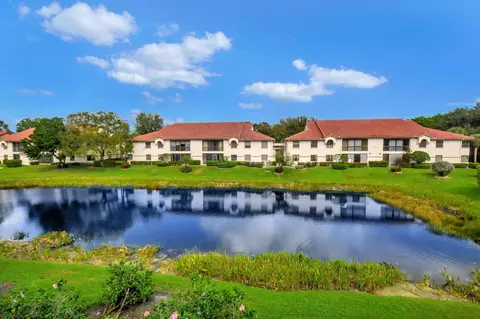 5179 Europa Dr #L, Boynton Beach, FL 33437
