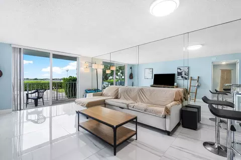 480 Executive Ctr #1B, West Palm Beach, FL 33401