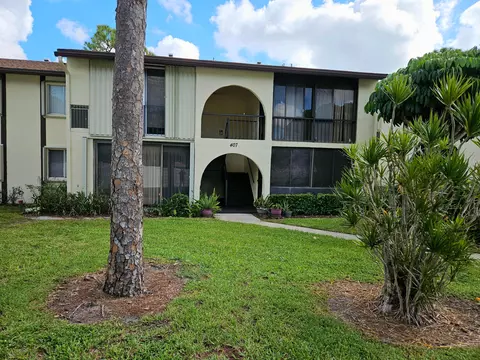 5991 Whispering Pine Way #D-2, Greenacres, FL 33463