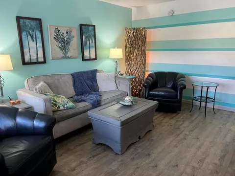 3230 NE 13th St #105, Pompano Beach, FL 33062