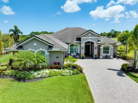 3012 Bent Pine Dr, Fort Pierce, FL 34951
