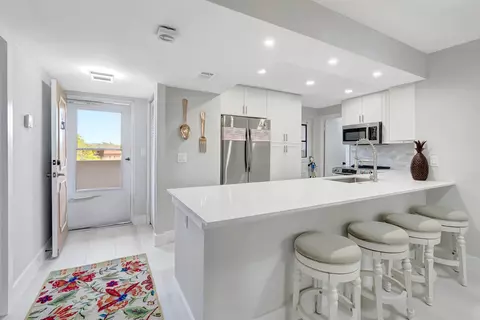 6461 NW 2nd Ave #413, Boca Raton, FL 33487