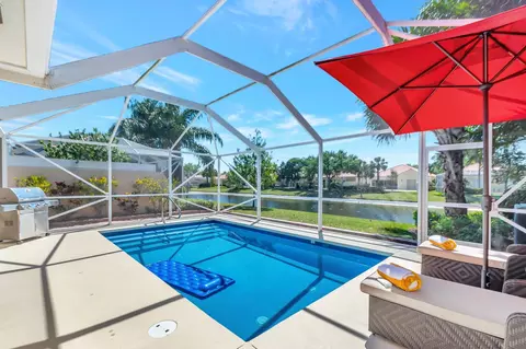 8290 Saint Johns Ct, Wellington, FL 33414