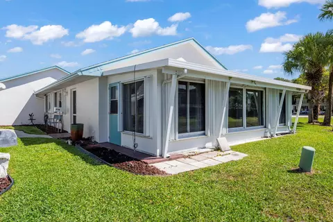 3064 Meridian Way S #3, Palm Beach Gardens, FL 33410