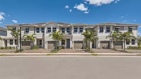 16966 SW 2nd Ct, Pembroke Pines, FL 33027