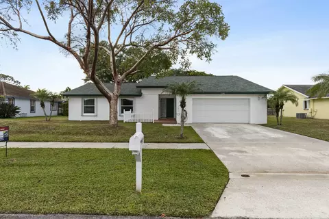 110 Toledo St, Royal Palm Beach, FL 33411