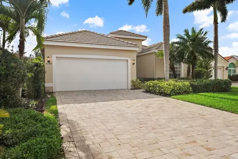 3190 SE Carrick Grn, Port Saint Lucie, FL 34952