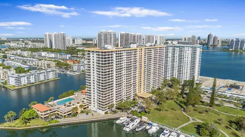 290 174th #1111, Sunny Isles Beach, FL 33160