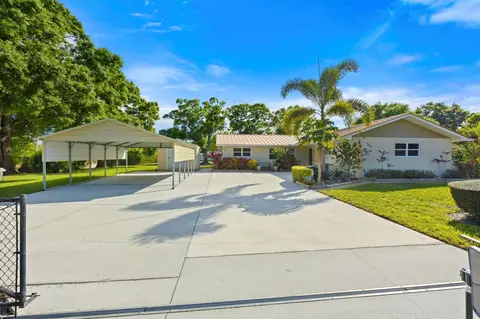 7301 Santa Barbara Dr, Fort Pierce, FL 34951