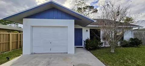 5724 SE Collins Ave, Stuart, FL 34997