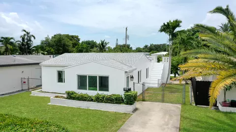 2510 Liberty St, Hollywood, FL 33020