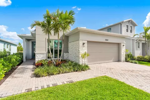 12847 SW Phoenix Dr, Port Saint Lucie, FL 34987