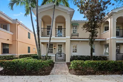 136 Soriano Dr, Jupiter, FL 33458
