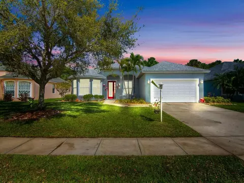 5075 E 1st Sq SW, Vero Beach, FL 32968