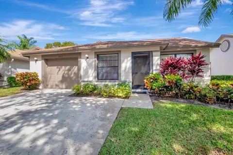 8083 Greenbrook Rd, Boca Raton, FL 33496