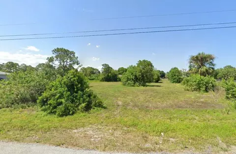 18769 47th Ct N, Westlake, FL 33470