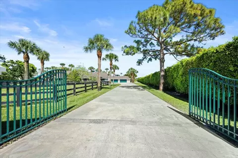 14179 Laurel Trl S, Wellington, FL 33414