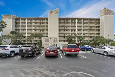 14475 Strathmore Ln #703, Delray Beach, FL 33446