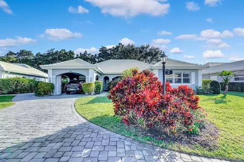 4866 S Lake Dr, Boynton Beach, FL 33436