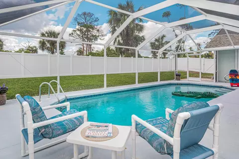 5011 Paleo Pines Cir, Fort Pierce, FL 34951