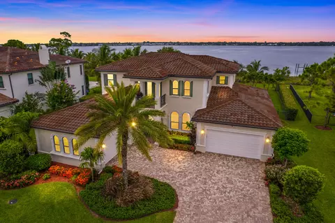 3104 NW Radcliffe Way, Palm City, FL 34990