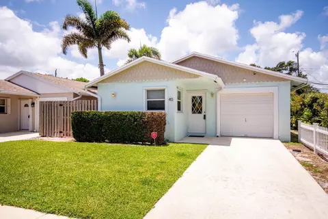 141 E Riverside Dr #40, Jupiter, FL 33469
