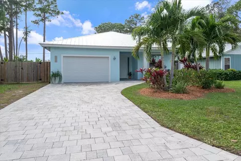 5330 SE Celestial Cir, Stuart, FL 34997