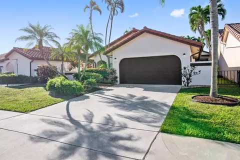 7842 Villa Nova Dr, Boca Raton, FL 33433