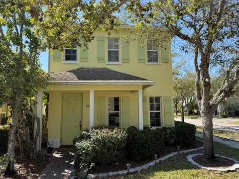 2000 SE Avon Park Dr SE, Port Saint Lucie, FL 34952