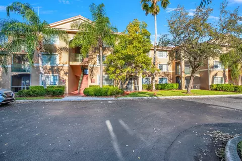 3606 NW Mediterranean Ln #104, Jensen Beach, FL 34957
