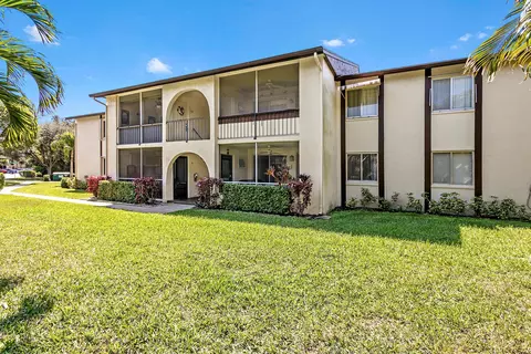 5927 La Pinata Blvd #C-2, Greenacres, FL 33463