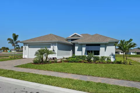6382 High Pointe Cir, Vero Beach, FL 32967