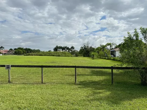 5650 SW 192nd Ter, Southwest Ranches, FL 33332