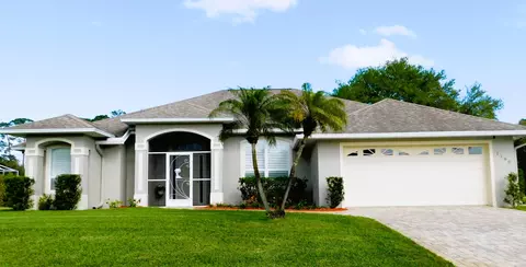 1190 43rd Ct SW, Vero Beach, FL 32968