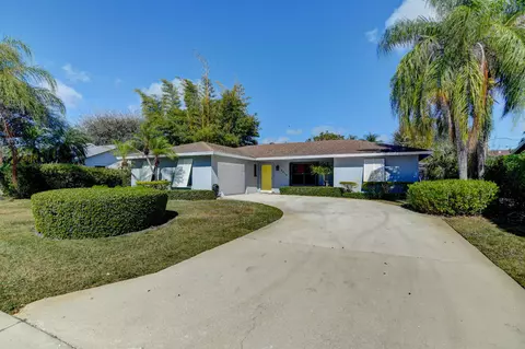 3919 Edgar Ave, Boynton Beach, FL 33436
