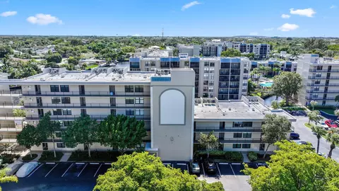 8 Royal Palm Way #103, Boca Raton, FL 33432
