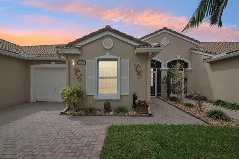 162 NW Broken Oak Trl, Jensen Beach, FL 34957