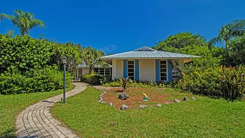 3060 SE Falmouth Dr, Stuart, FL 34997