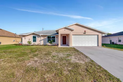 481 SW Baoy Ave, Port Saint Lucie, FL 34953