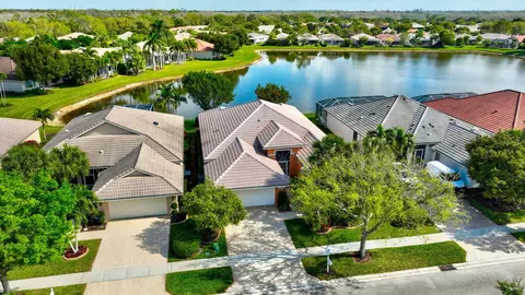 9277 Heron Cove Dr, West Palm Beach, FL 33411